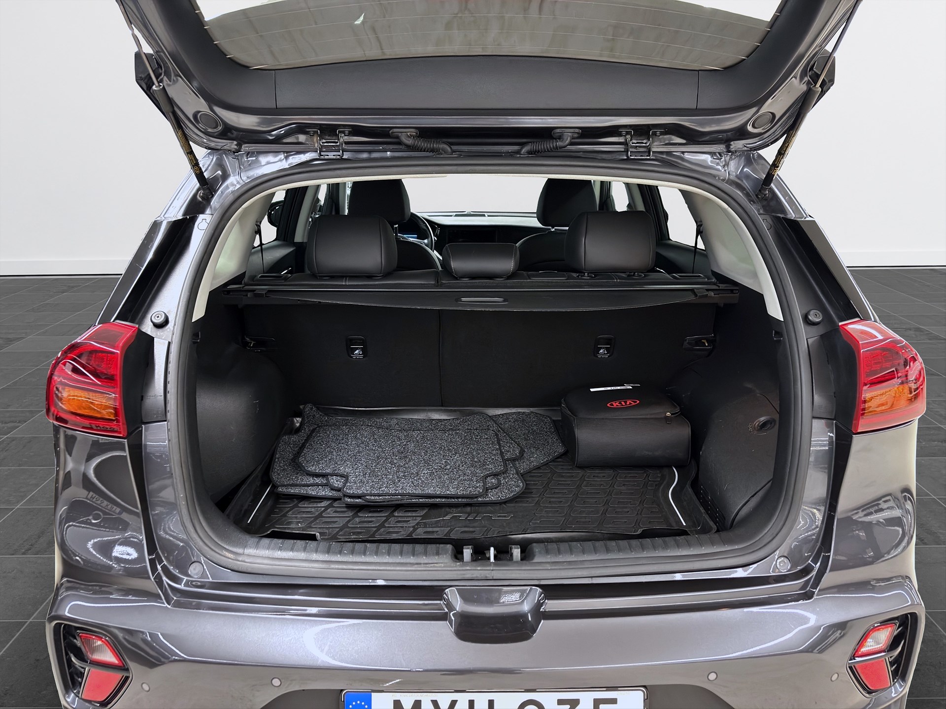 Kia Niro P-HEV 141hk Advance Plus Keyless Navi B-Kamera PDC