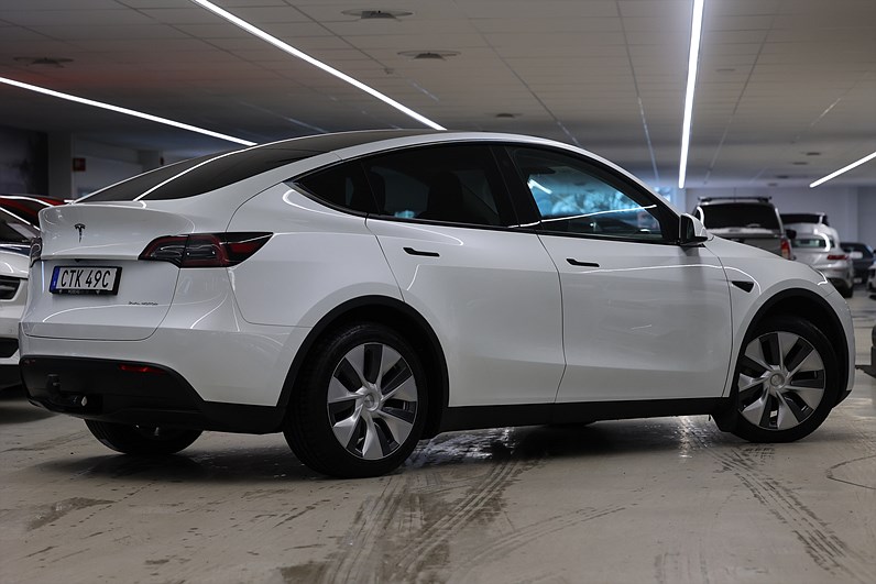 Tesla Model Y Long Range AWD 514hk *Kampanj!* AP Pano Drag