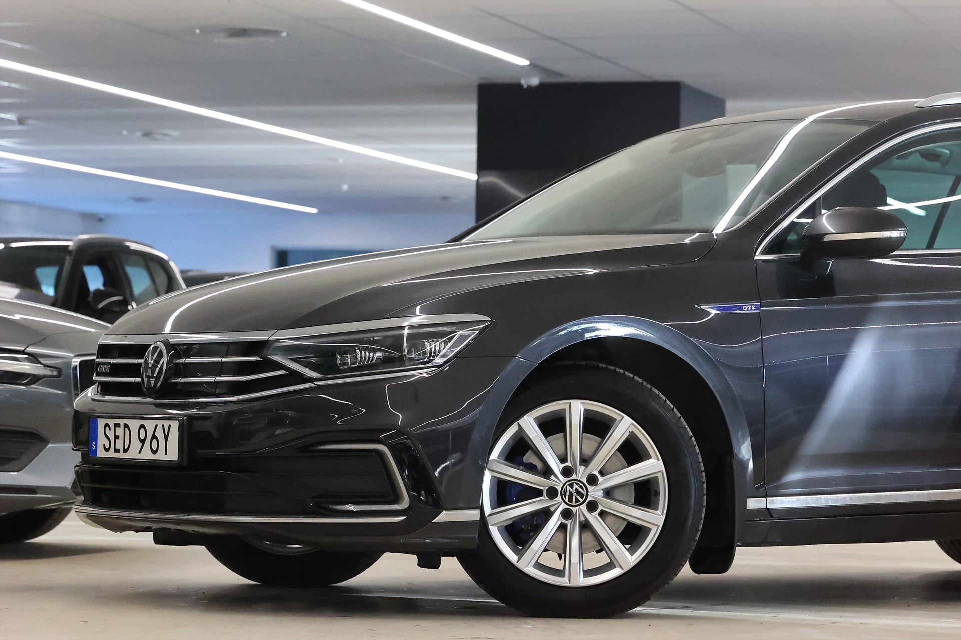 Volkswagen Passat Sportscombi GTE 218hk Dynaudio Värmare Drag