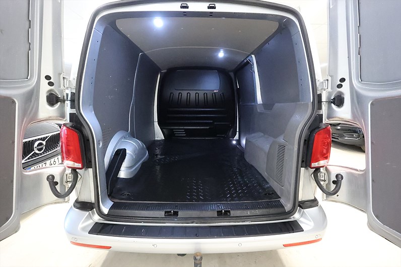 Volkswagen Transporter T30 2.0 TDI 150hk Comfort Drag CarPlay B-Kamera