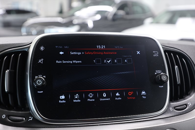 Abarth 595 1.4 T-JET 16V 160hk Pista Kit Yellow Sportavgas