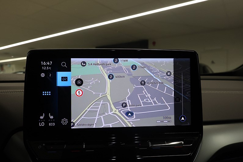 Volkswagen ID.5 Pro Performance 204hk *Hjulkampanj!* Värmare Navi Drag MOMS