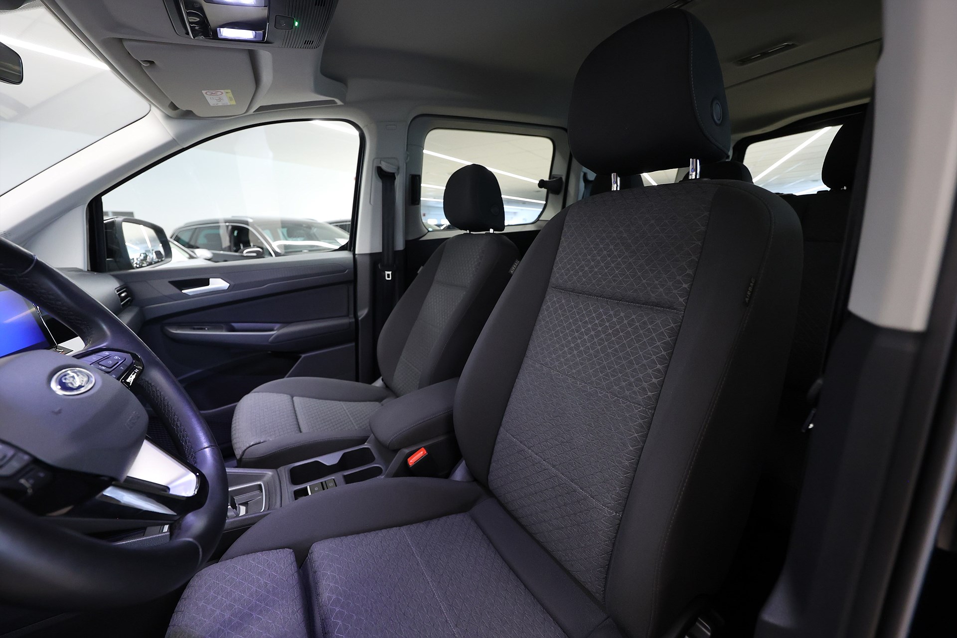Ford Grand Tourneo 2.0 EcoBlue 122hk Keyless 7-sits B-kamera Nav