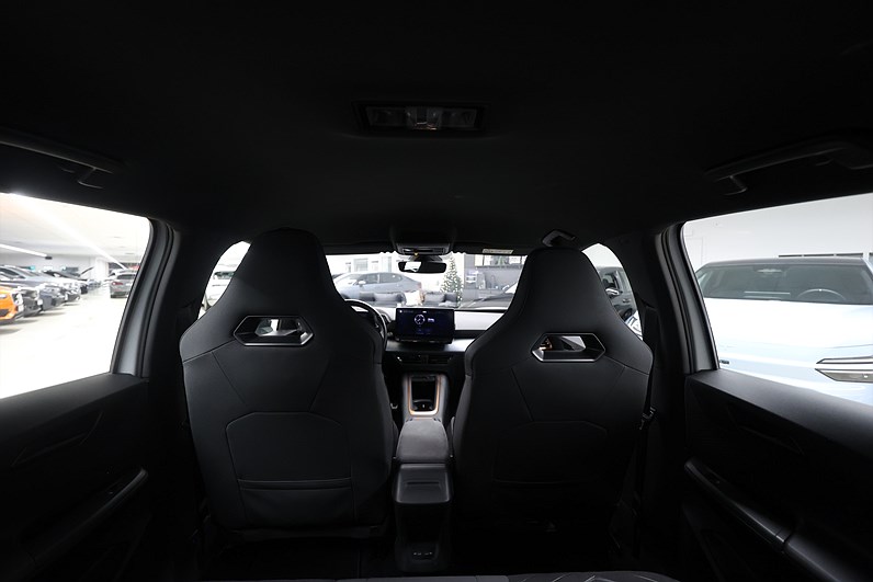 Cupra Born 204hk *Hjulkampanj!* Värmare B-kamera Navi Farth