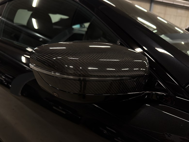 BMW M850i xDrive Kolfibertak B&W Laserlight, 360°, Navi 2020, svart – bild 13 av 27, begagnad hos Niber i Järfälla