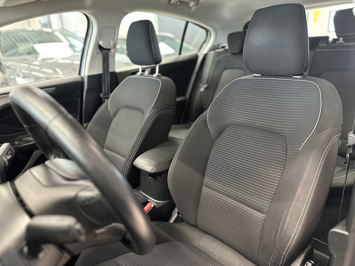 Ford Focus – bild 13