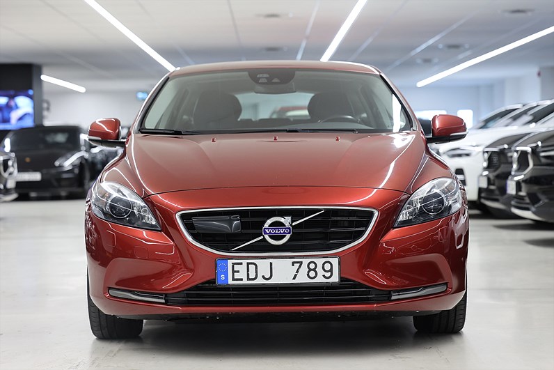 Volvo V40 D3 150hk Aut Summum Teknik Pkt Skinn Värmare