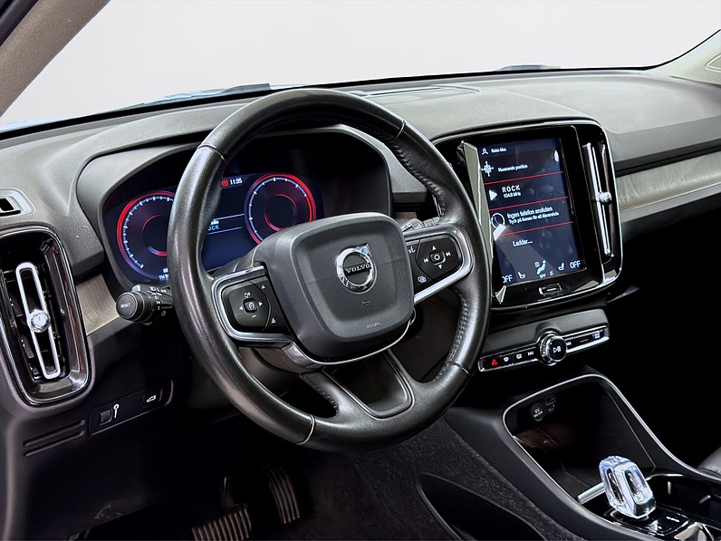Volvo XC40 D3 150hk Inscription Navi Keyless Värmare B-Kamera
