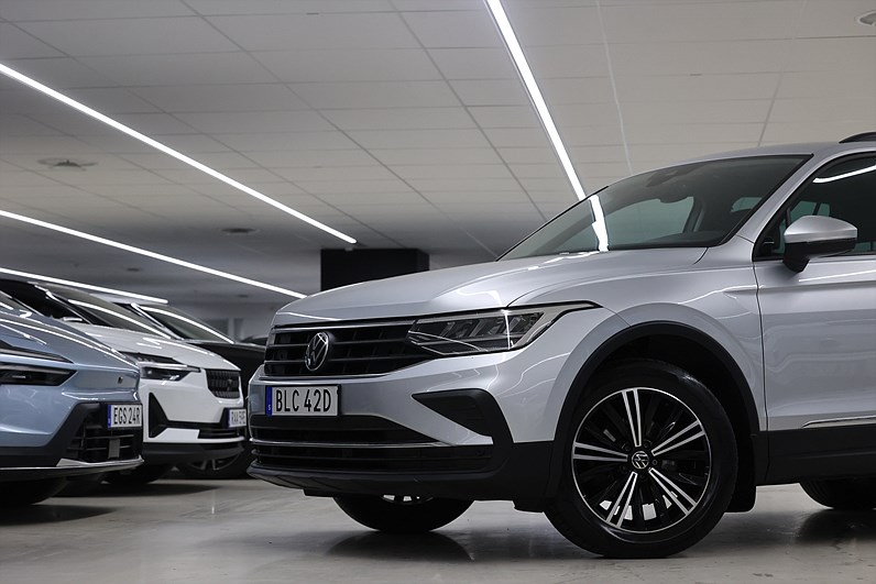Volkswagen Tiguan 1.5 TSI 150hk *Hjulkampanj!* B-kamera Drag PDC