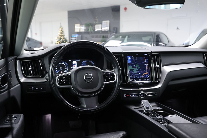 Volvo XC60 Recharge T6 AWD 340hk *Hjulkampanj!* Inscription Läder