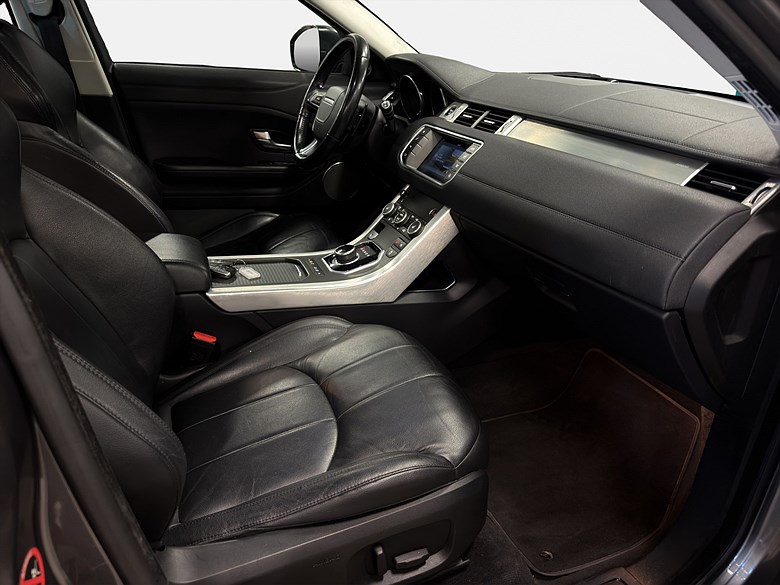 Range Rover Evoque 2.0 TD4 AWD, Kamera, Navi, V-hjul 2017, grå – bild 21 av 22, begagnad hos Niber i Järfälla