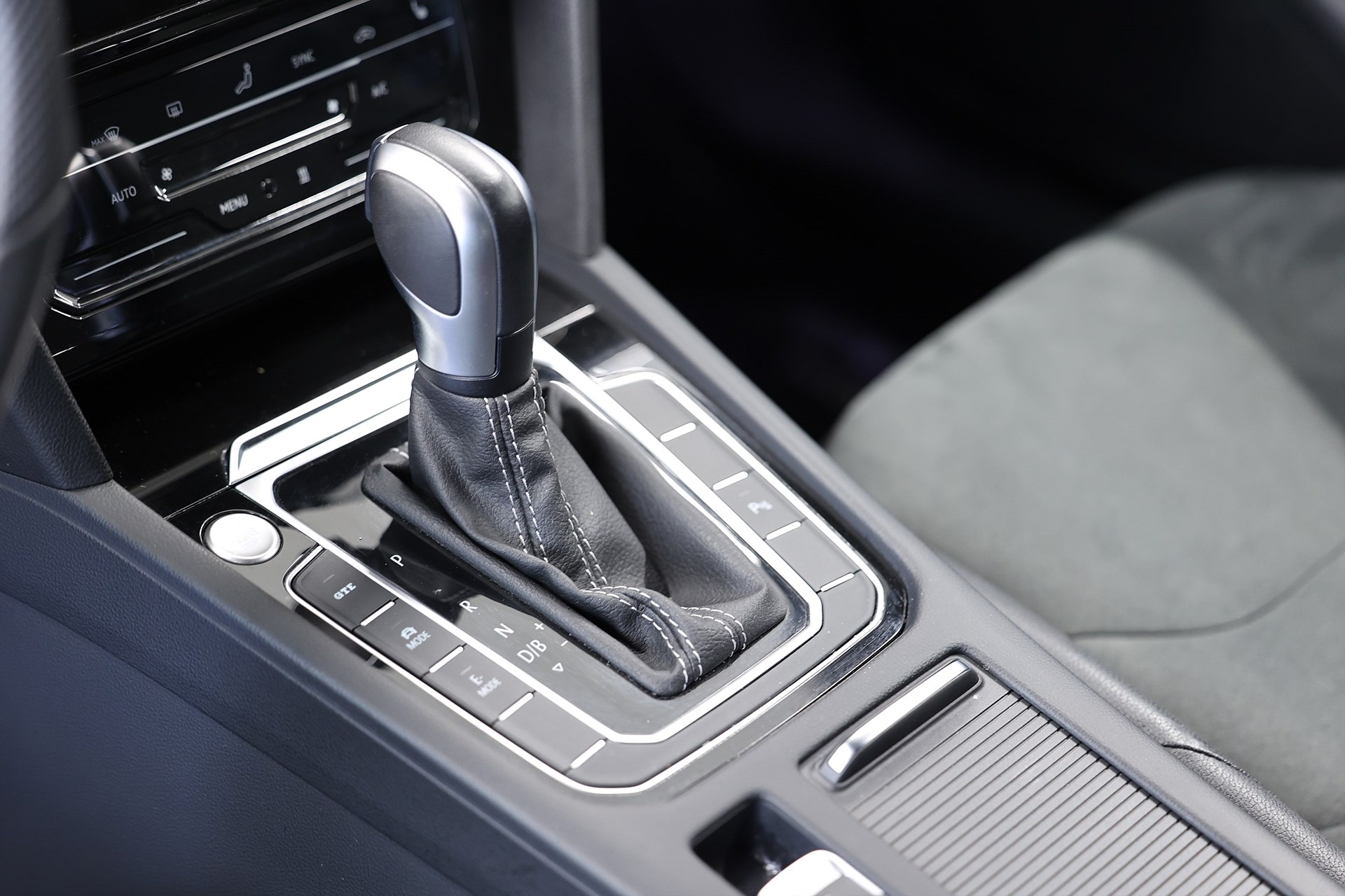 Volkswagen Arteon Ehybrid SB 218hk R-Line B-kamera