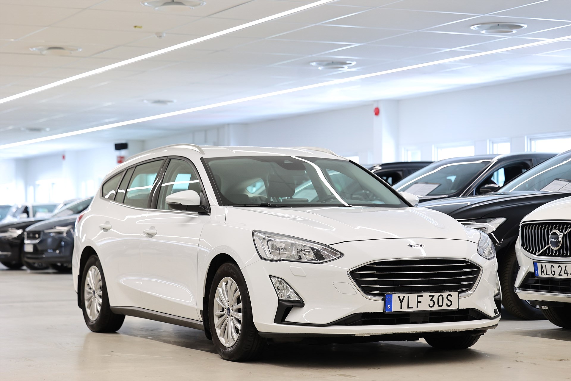 Ford Focus 1.5 Ecoblue 120hk Titanium Keyless Adapth farth Carplay