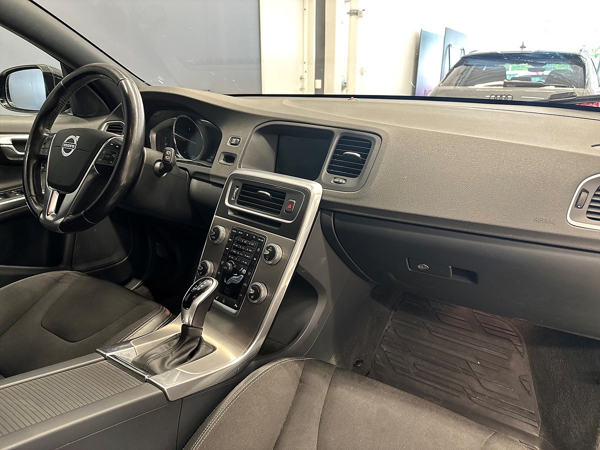 Volvo V60 Cross Country – bild 10
