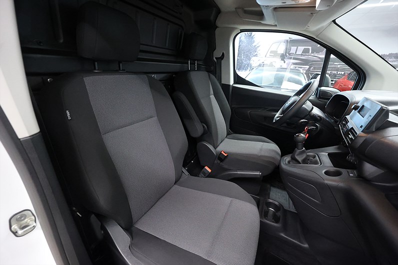 Toyota ProAce City 1.5D 102hk PDC Drag Farth MOMS