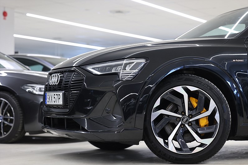 Audi e-tron 55 Quattro 408hk S Line B&O Läder Pano 360