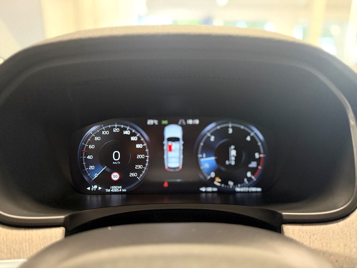 Volvo V90 Cross Country – bild 16