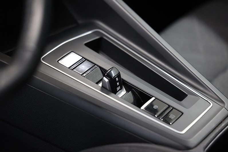Volkswagen Golf Sportscombi 2.0 TDI 116hk Cockpit Värmare  MOMS