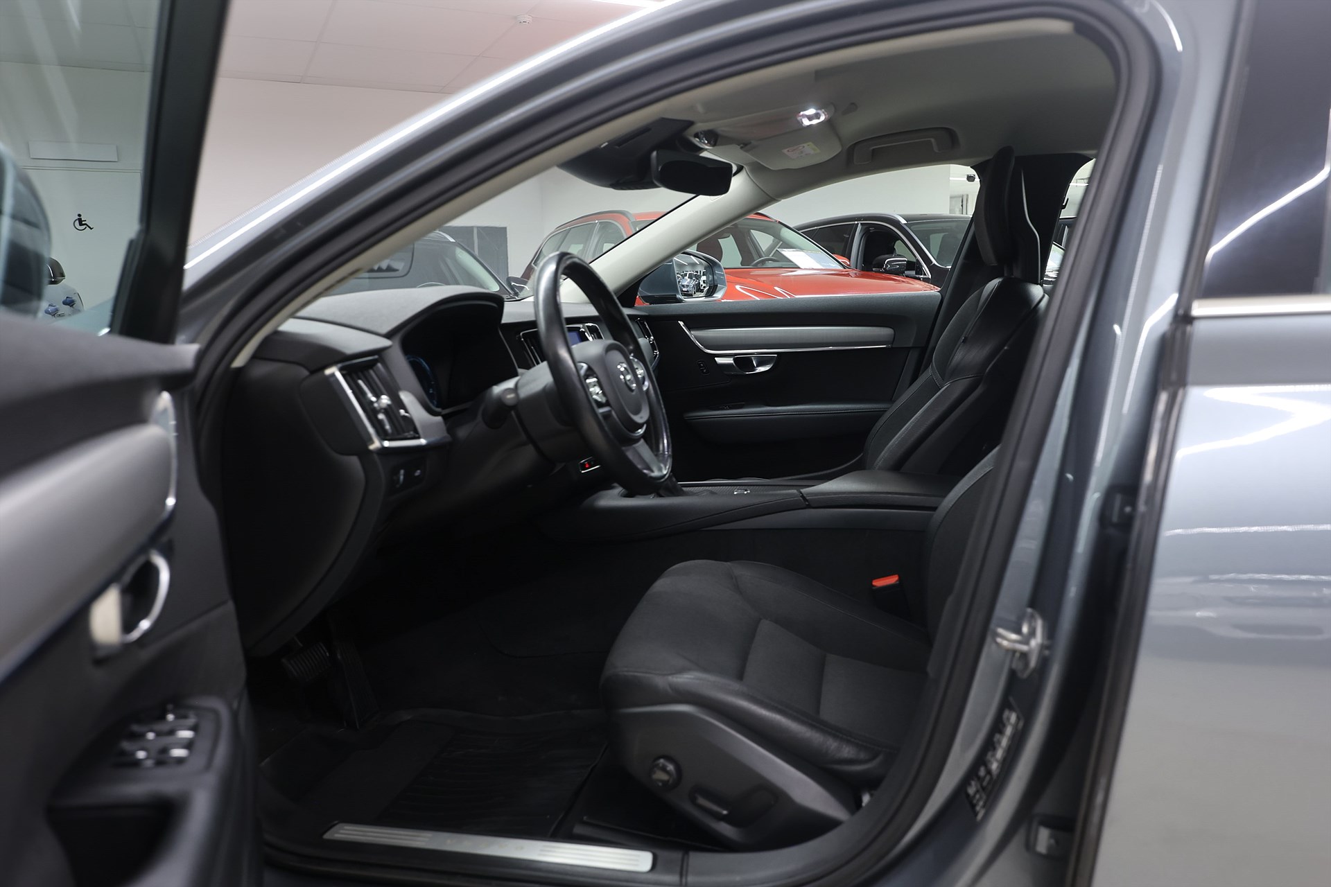 Volvo V90 D4 190hk Advanced Edt Drag Keyless VOC