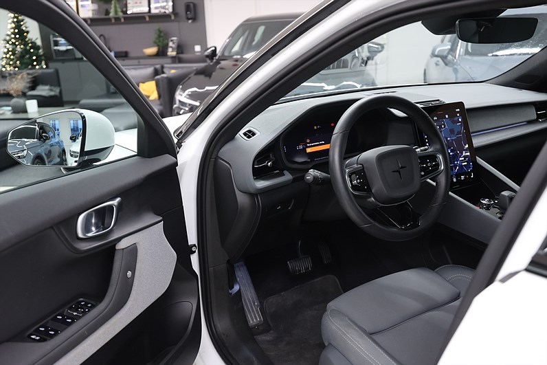 Polestar 2 Long Range Dual Motor 408hk *Hjulkampanj!* Plus H/K Värmare Pano MOMS