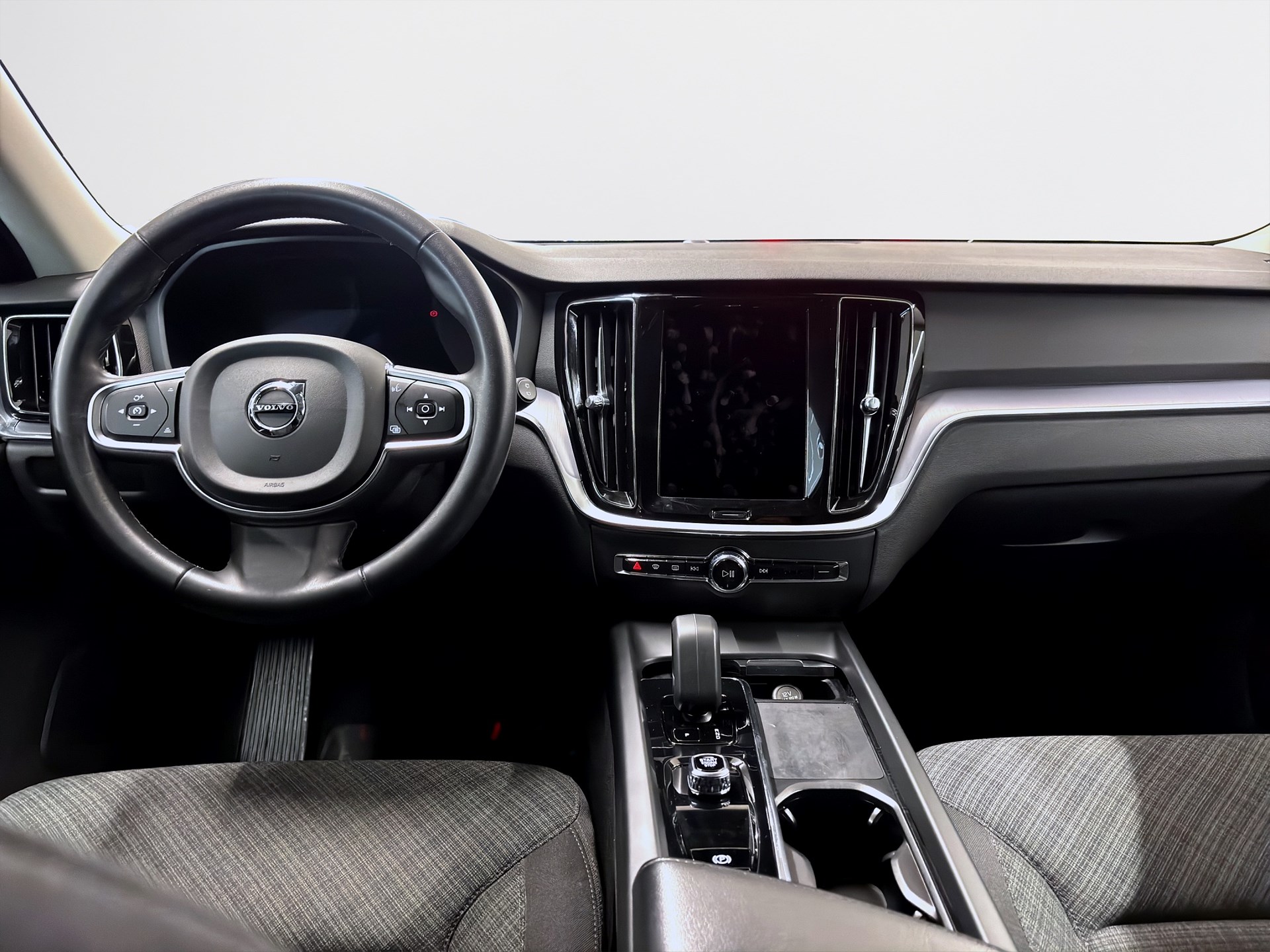Volvo V60 B4 Geartronic 197hk Core Navi PDC B-Kamera Keyless