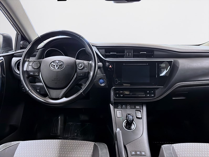 Toyota Auris Hybrid 136hk Intense Edition B-kamera