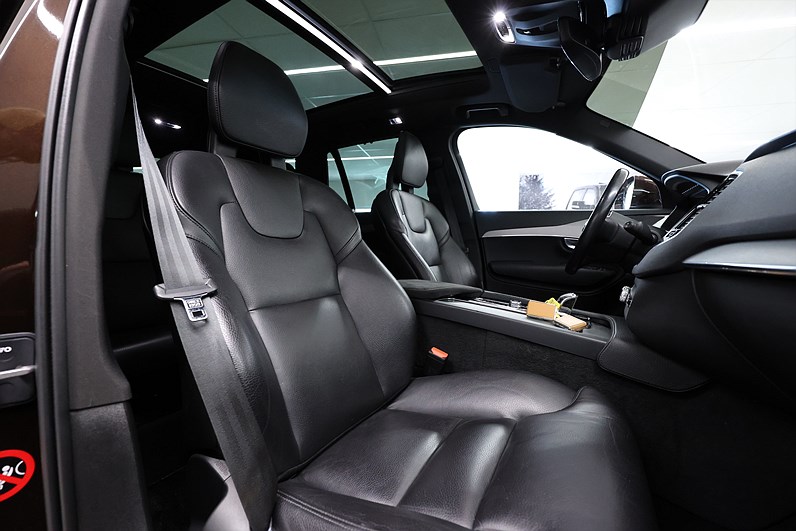 Volvo XC90 T8 AWD Inscription 7-Sits Pano Drag HUD