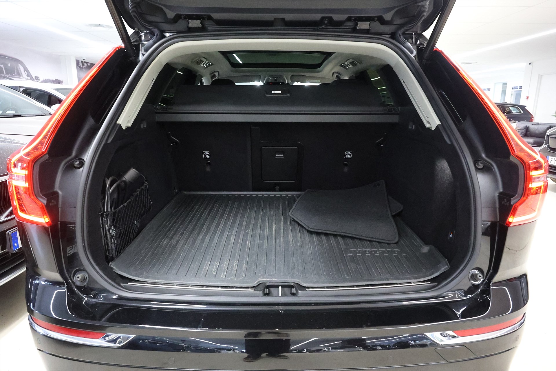 Volvo XC60 Recharge T6 AWD 340hk Inscription Pano H/K 360 Navi