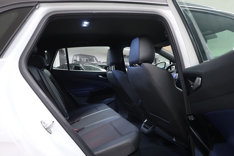 Volkswagen ID.4 GTX 299hk *Hjulkampanj!* AWD Comfort Plus