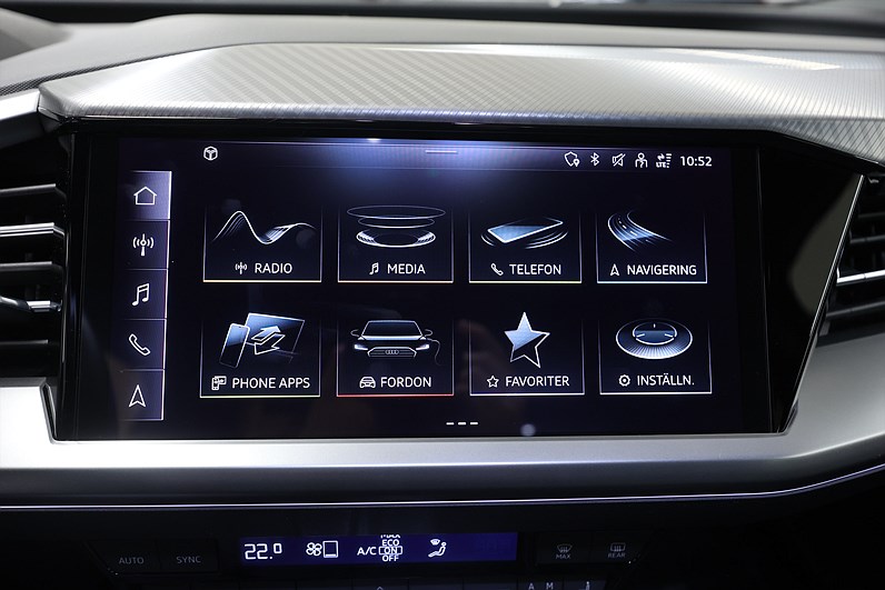 Audi Q4 40 e-tron 204hk *Hjulkampanj!* B-kamera Navi Värmare Black pkt