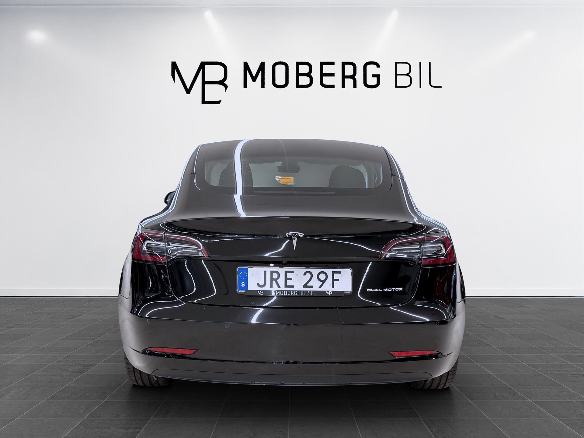 Tesla Model 3 Long Range 440hk Helg på Moberg! Pano Läder B-Kamera