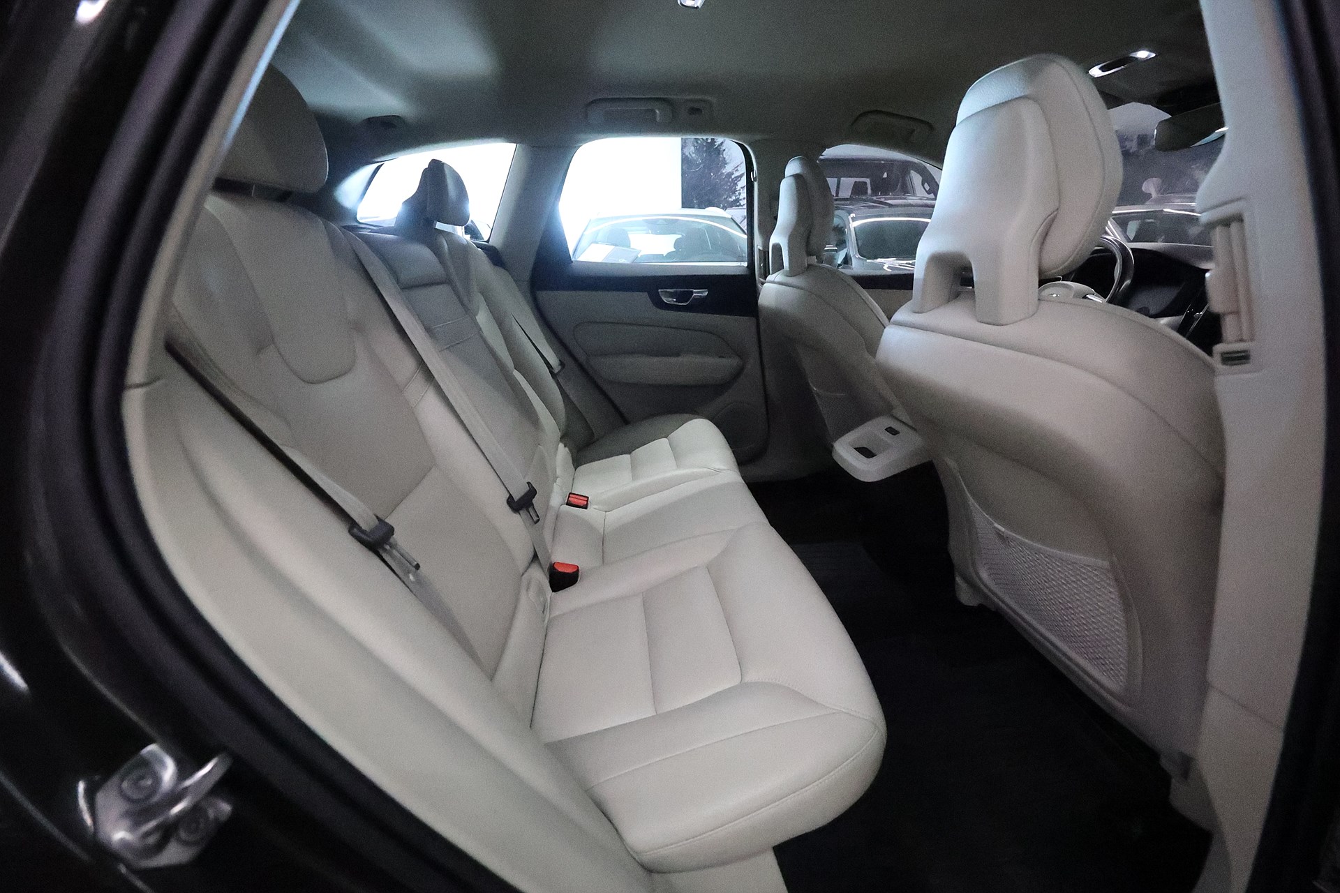 Volvo XC60 D4 AWD 190hk Inscription 360 Drag Värmare Navi