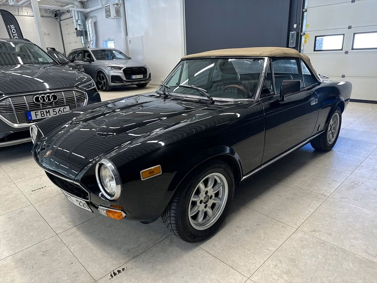 Fiat Spider – bild 6