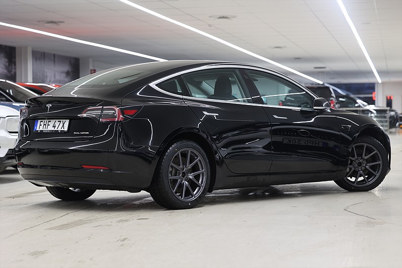 Tesla Model 3 Long Range AWD 440hk *Kampanj!* AP Pano Läder