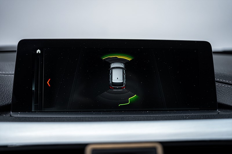 Bmw 320 2019 - miniatyr 21