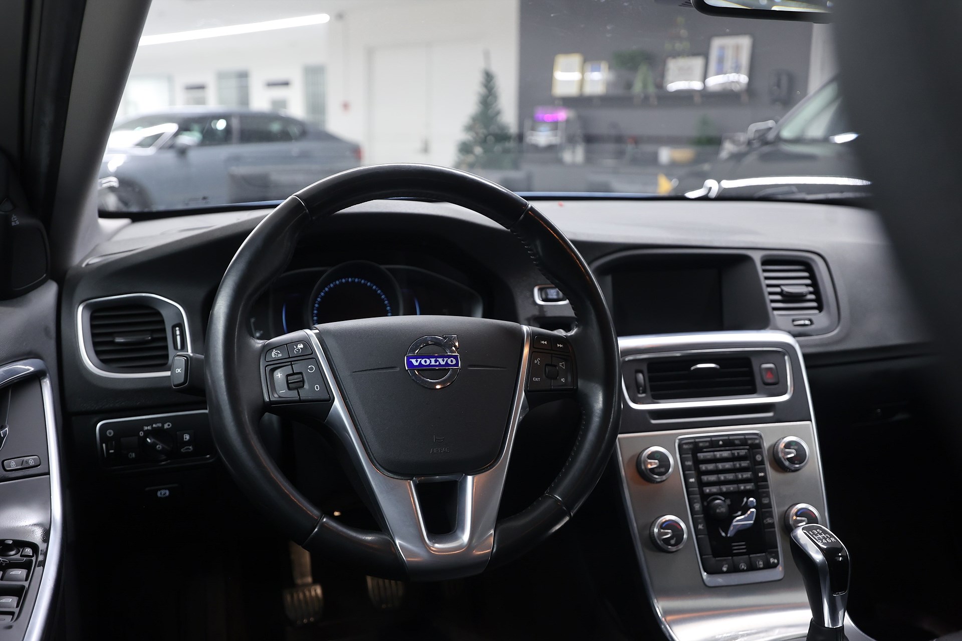 Volvo V60 D4 181hk *Kampanj!* Momentum Drag Keyless Värmare