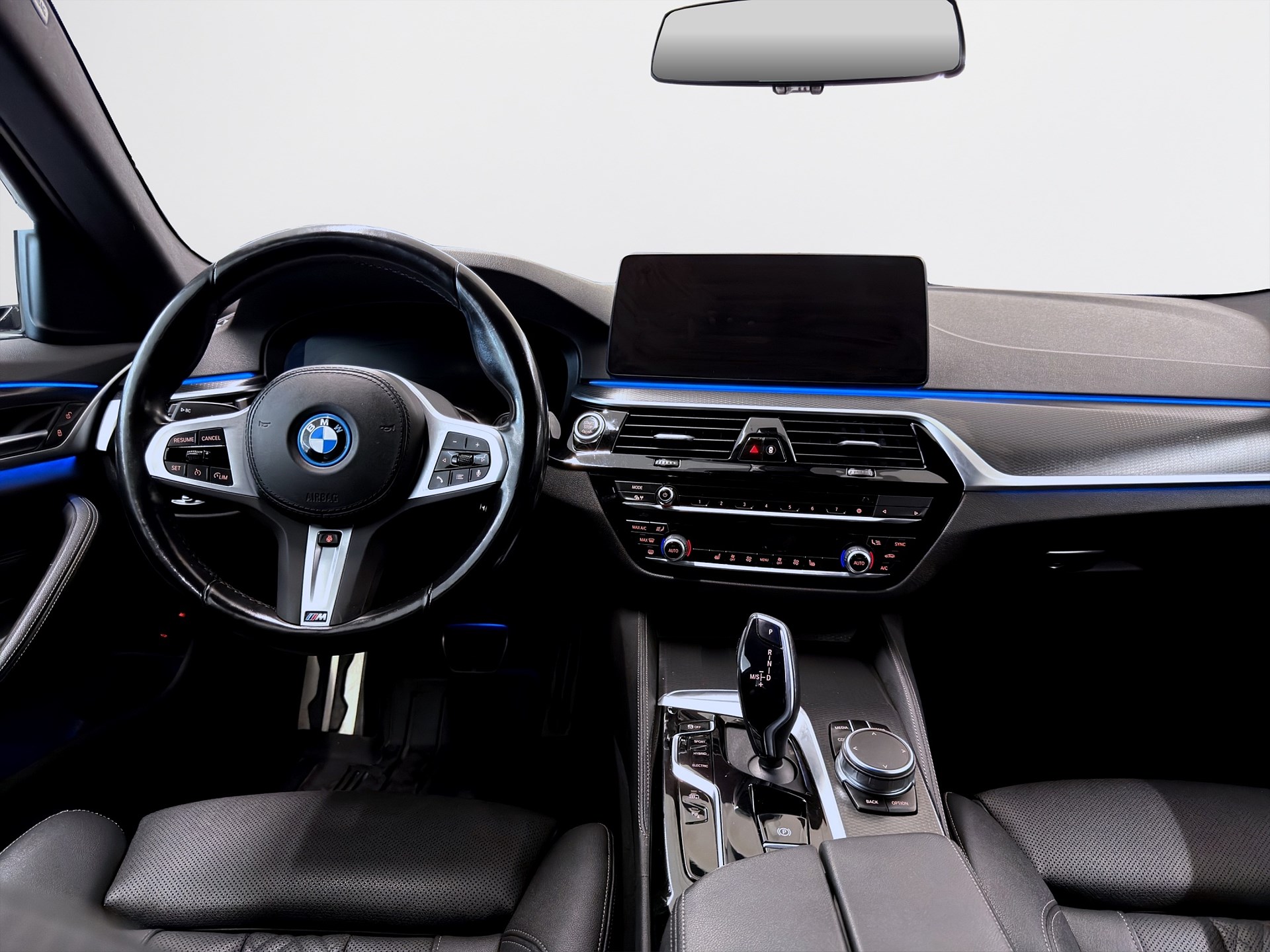 BMW 530e xDrive Touring 292hk M sport Läder B-Kamera