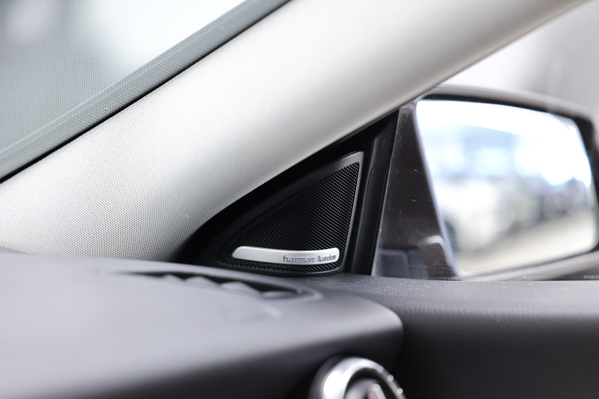 Mercedes-Benz CLA 250 4MATIC 211hk B-kamera H/K Pano Keyless