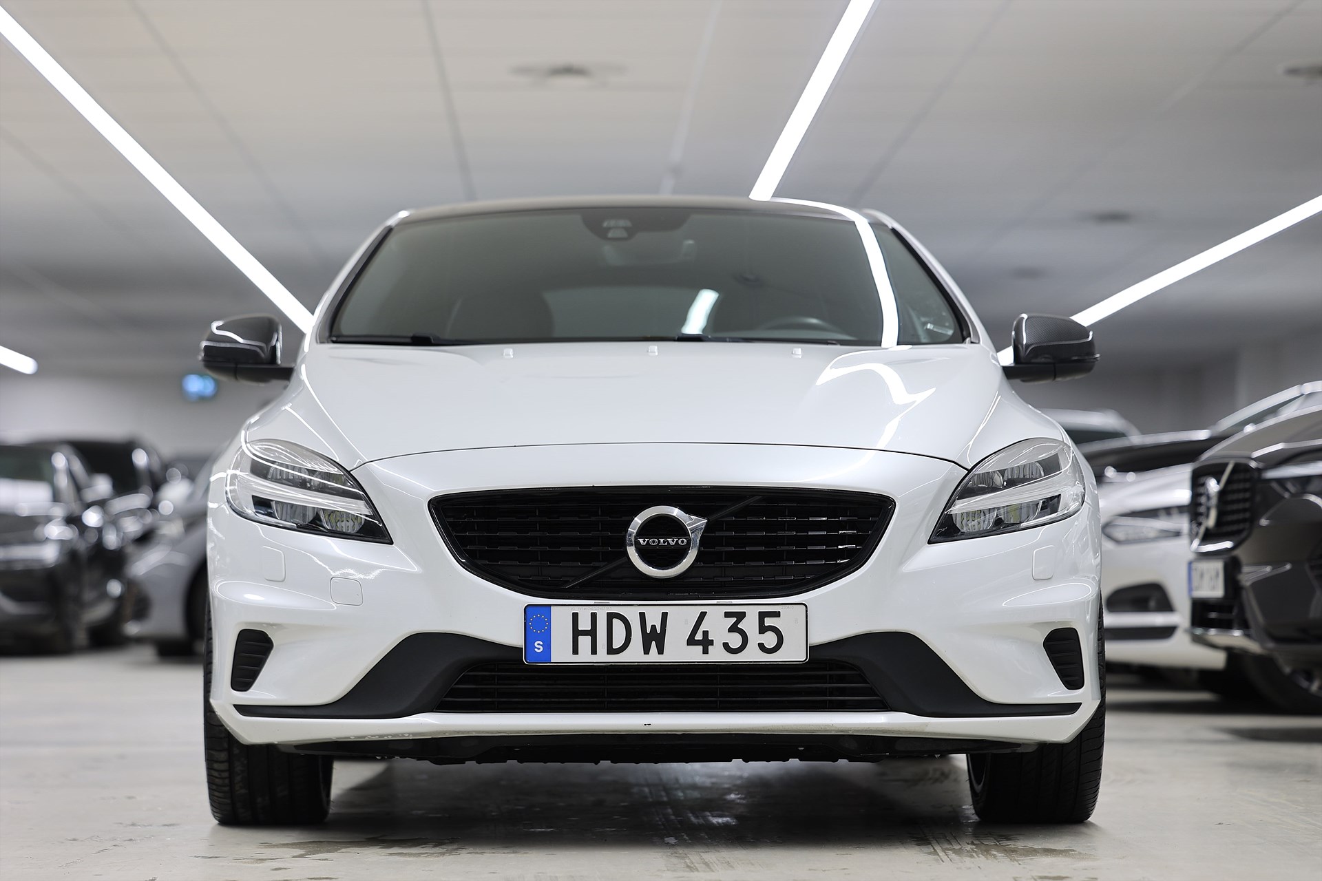 Volvo V40 D2 120hk R-Design PDC LED Farth Bluetooth