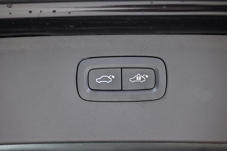 Volvo XC90 B5 AWD 250hk *Hjulkampanj!* Inscription 7 Sits HUD