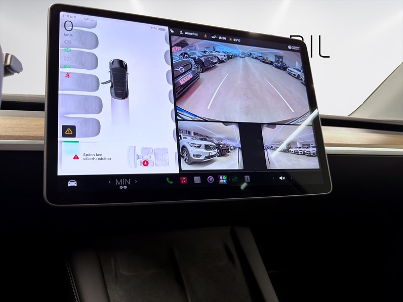 Tesla Model Y Performance 534hk Pano Läder Drag B-Kamera