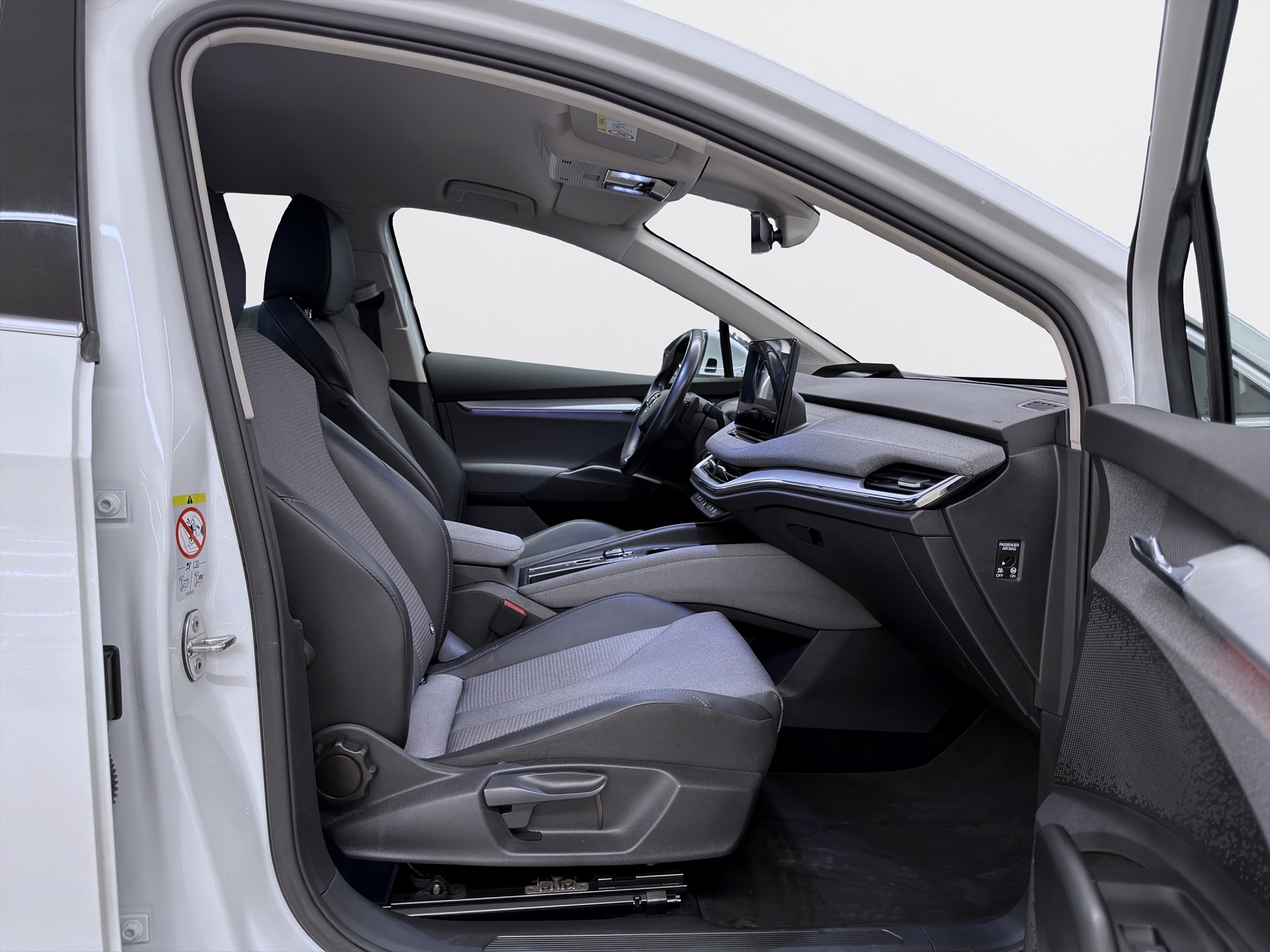 Škoda Enyaq iV 80x 265hk HUD CANTON Drag B-Kamera Navi