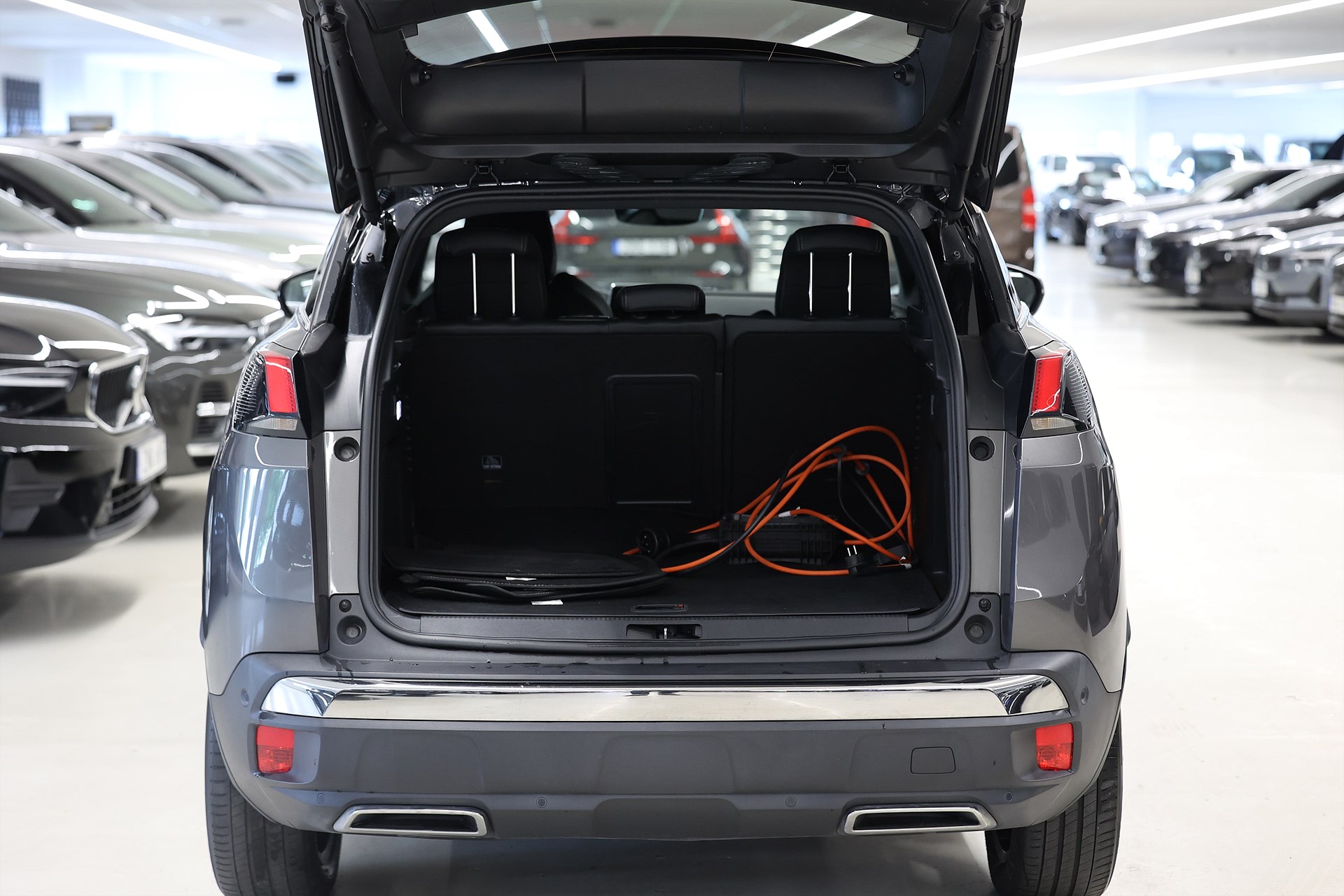 Peugeot 3008 GT Hybrid4 300hk AWD B-kamera Keyless PDC