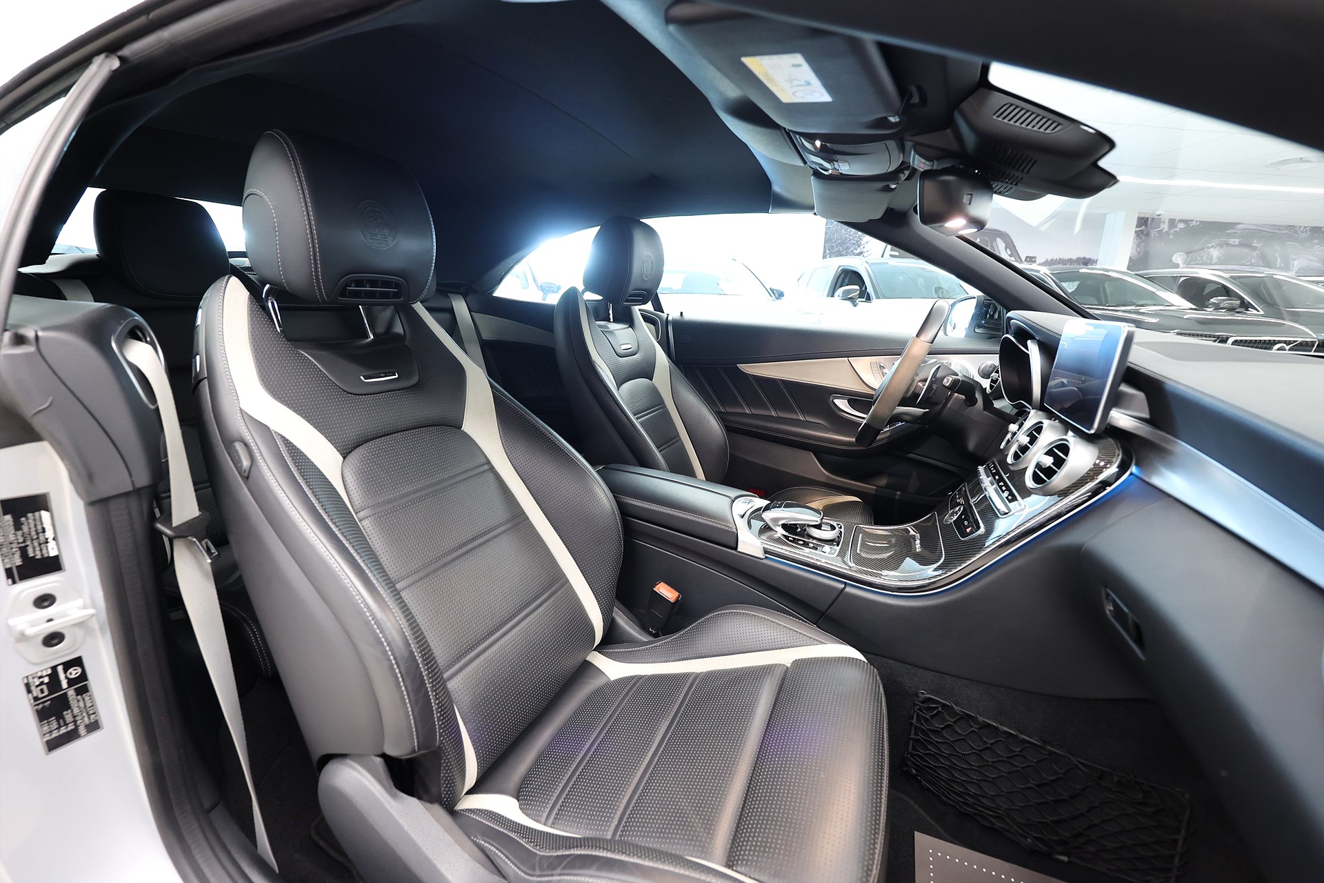 Mercedes-Benz AMG C 63 S Cab 510hk Performance Burmester HUD