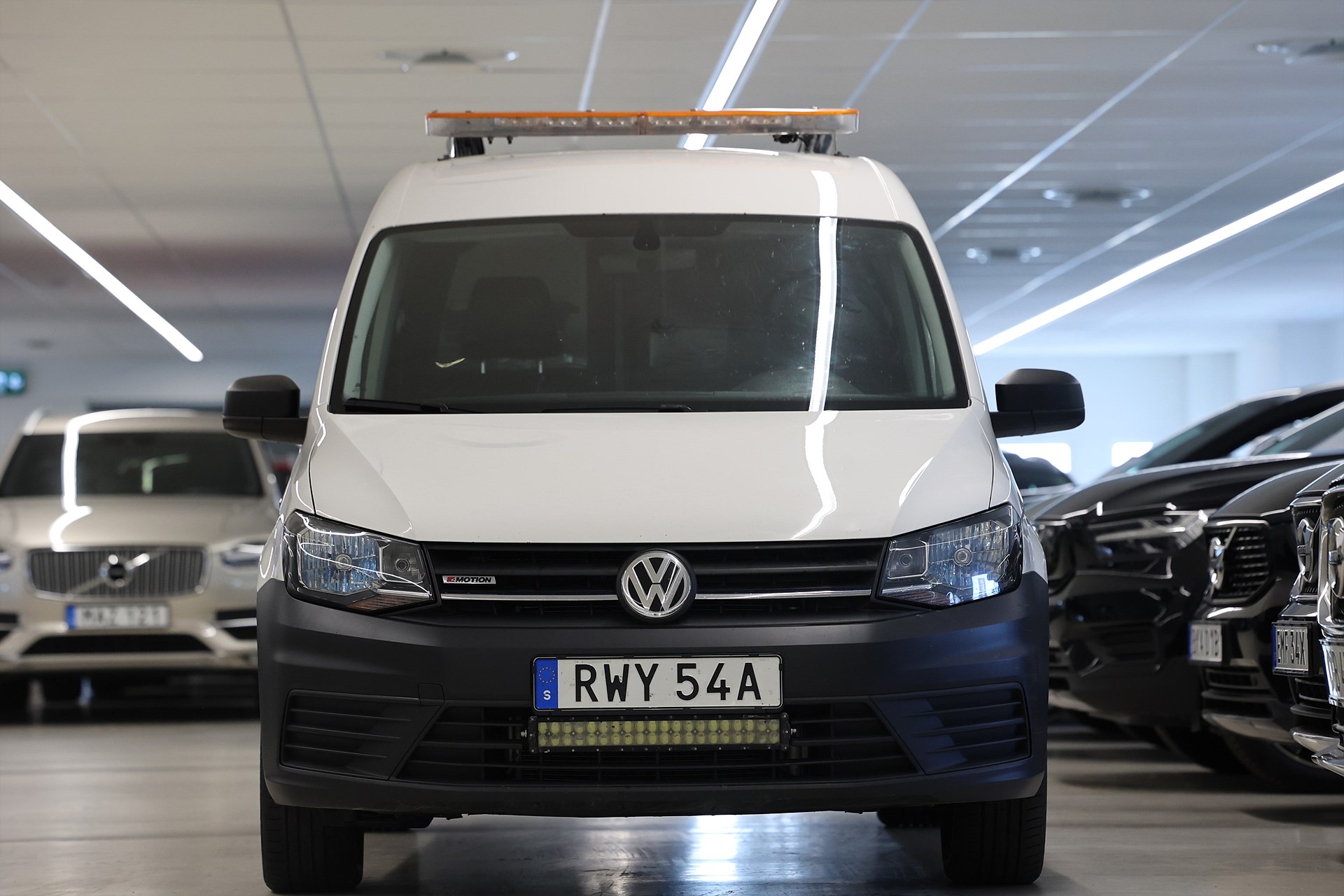 Volkswagen Caddy 2.0 TDI 4M V-inrett Värmare Drag MOMS