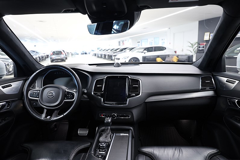 Volvo XC90 T6 AWD 310hk R Design 7-Sits HUD B&W Luft.fjädr Pano