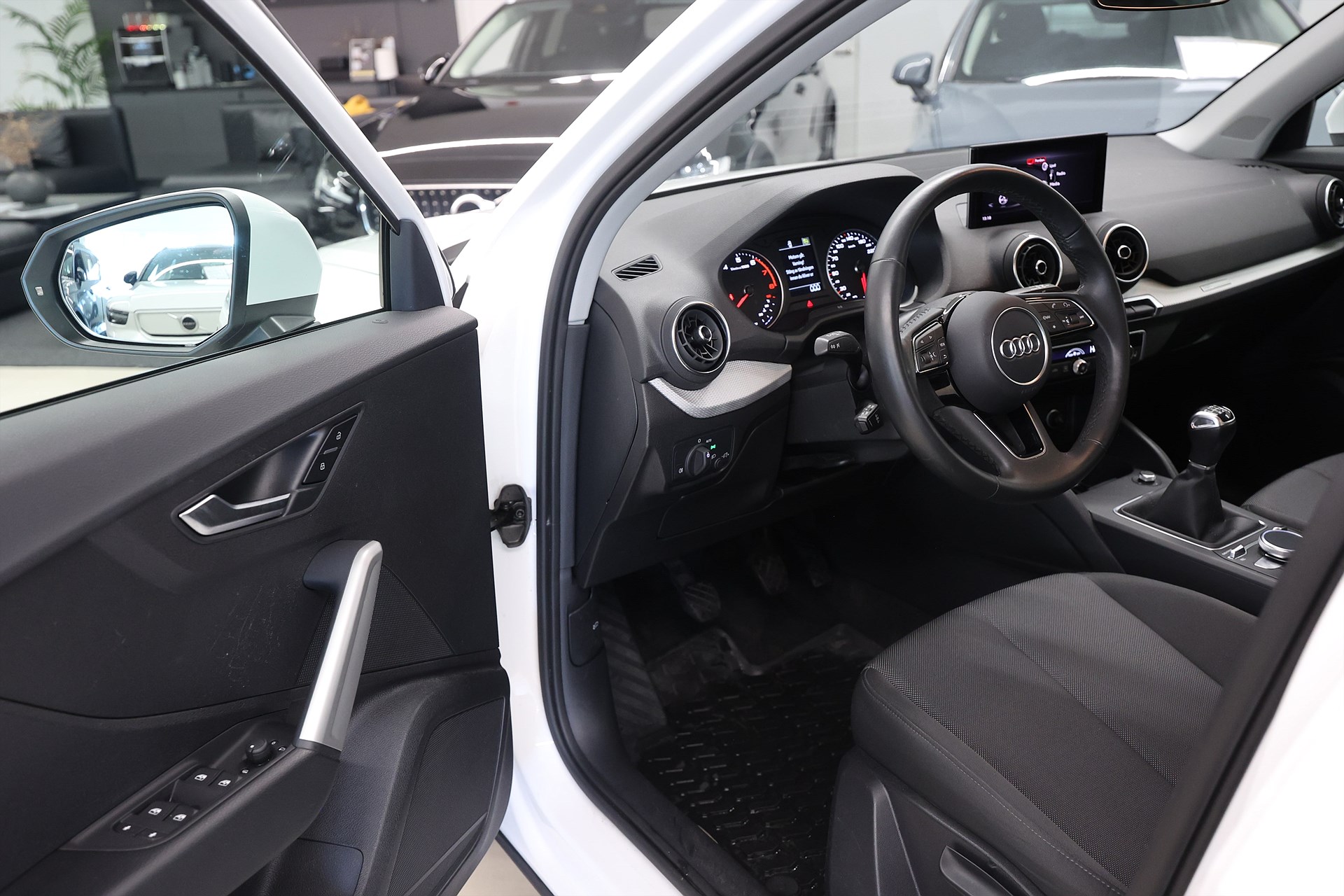 Audi Q2 35 TFSI 150hk *Hjulkampanj!* Proline PDC MOMS