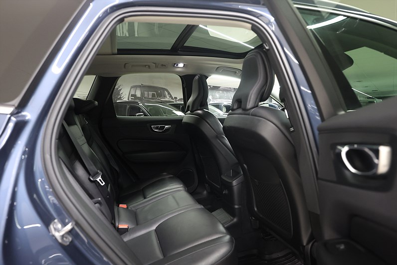 Volvo XC60 Recharge T8 AWD *Hjulkampanj!* Inscription HUD Pano 360