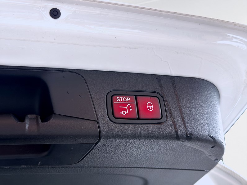 Mercedes-Benz GLB 200 d 150hk AMG Line Navi Keyless Drag B-Kamera