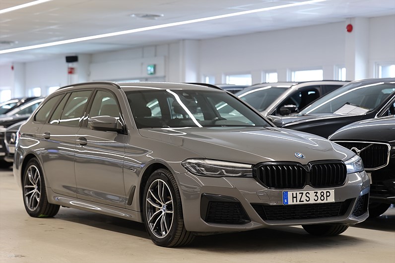 BMW 530e xDrive Touring M Sport Drag B kamera MOMS